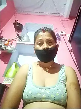 Snapshot of Bhavya_Bhan chatting on October 15, 2025, 12:22 am Bhavya Bhan online show from October 15, 2025, 12:22 am