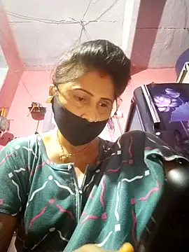 Snapshot of Bhavya_Bhan chatting on October 18, 2025, 12:24 am Bhavya Bhan online show from October 18, 2025, 12:24 am