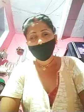 Snapshot of Bhavya_Bhan chatting on October 28, 2025, 1:20 am Bhavya Bhan online show from October 28, 2025, 1:20 am