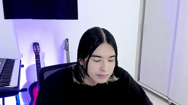 Snapshot of JordiWilld chatting on October 28, 2025, 11:40 pm JordiWilld online show from October 28, 2025, 11:40 pm