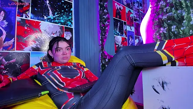 Zoe Cheshire online show from February 2, 2025, 3:54 am