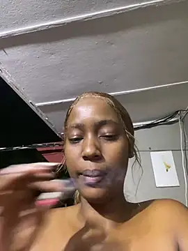 Spicey-CheekssX online show from January 31, 2025, 1:43 am