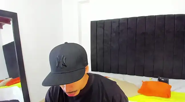 Snapshot of brad_usma chatting on February 2, 2025, 4:05 am brad usma online show from February 2, 2025, 4:05 am