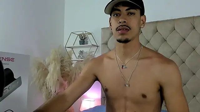 Snapshot of brad_usma chatting on September 8, 2025, 9:03 pm brad usma online show from September 8, 2025, 9:03 pm