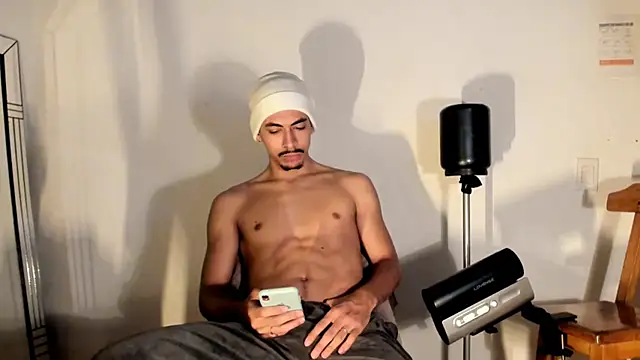 Snapshot of brad_usma chatting on October 7, 2025, 8:17 pm brad usma online show from October 7, 2025, 8:17 pm