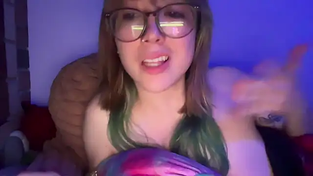 DitsyDaisy online show from January 26, 2025, 12:33 pm