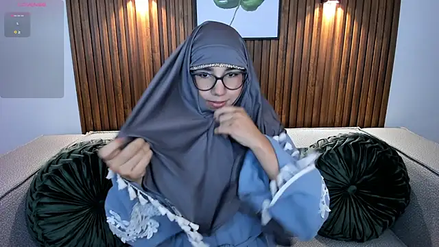 Snapshot of Ayha_khalaf chatting on February 28, 2025, 3:15 am Ayha khalaf online show from February 28, 2025, 3:15 am