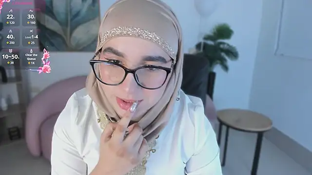 Ayha khalaf online show from September 21, 2025, 1:29 am