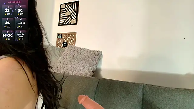 Snapshot of love_sharol_ chatting on October 12, 2025, 12:31 am love sharol online show from October 12, 2025, 12:31 am