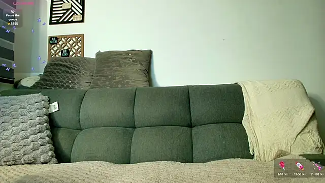 Snapshot of love_sharol_ chatting on October 30, 2025, 3:30 am love sharol online show from October 30, 2025, 3:30 am