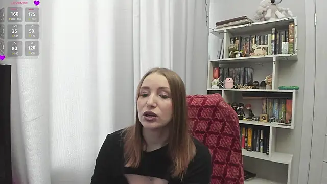 Snapshot of LillyFan-X chatting on March 10, 2025, 4:28 am LillyFan-X online show from March 10, 2025, 4:28 am
