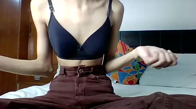 Hot-kaju2 online show from January 25, 2025, 10:29 am