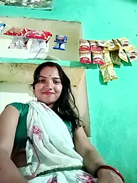 Snapshot of Bhuvi_Bedi chatting on February 18, 2025, 11:55 am Bhuvi Bedi online show from February 18, 2025, 11:55 am