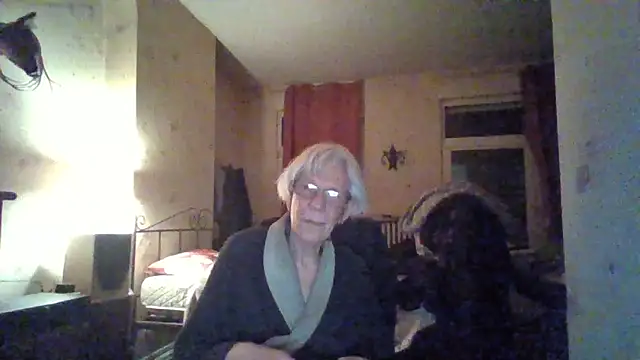 rosanetrav online show from February 12, 2026, 12:16 am