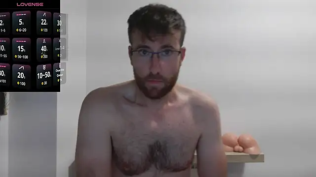 Snapshot of machohiberiko chatting on October 3, 2025, 9:12 pm machohiberiko online show from October 3, 2025, 9:12 pm