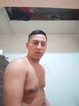 LuisMex1998 online show from October 30, 2025, 10:38 am