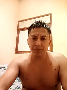 LuisMex1998 online show from February 2, 2026, 2:21 am