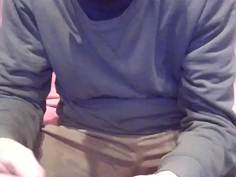 Snapshot of H50france chatting on November 7, 2025, 8:20 pm H50france online show from November 7, 2025, 8:20 pm