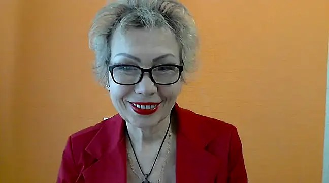 NessyJenixs online show from February 16, 2025, 9:15 am
