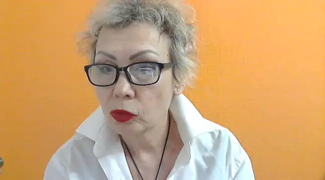 NessyJenixs online show from March 2, 2025, 4:42 pm