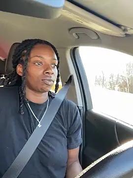 Snapshot of theprettysoles chatting on November 28, 2025, 2:31 pm theprettysoles online show from November 28, 2025, 2:31 pm