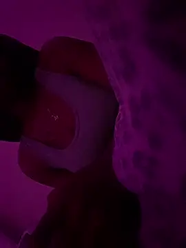 Snapshot of theprettysoles chatting on April 8, 2026, 6:35 am theprettysoles online show from April 8, 2026, 6:35 am