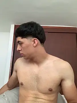 Snapshot of max_ryderr chatting on February 6, 2025, 9:49 pm max ryderr online show from February 6, 2025, 9:49 pm