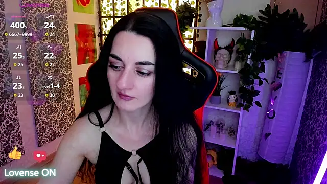 JessicaAlfo online show from May 4, 2026, 2:07 am