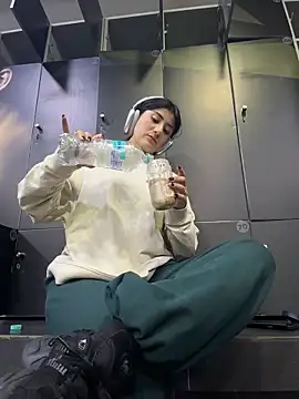 fiorella paris online show from March 17, 2026, 2:09 pm