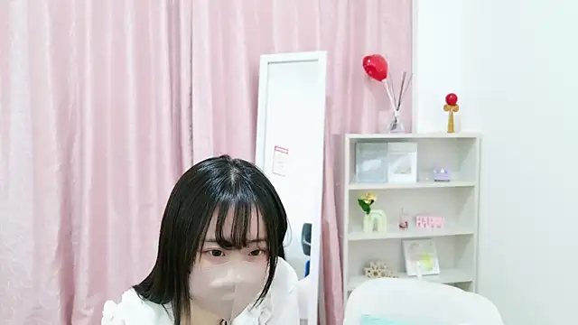 SOPHIA JP online show from March 4, 2025, 9:18 am