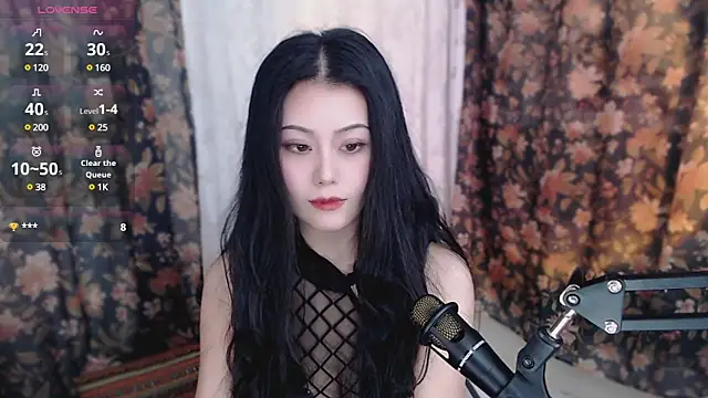 cat-lady-6688 online show from February 25, 2025, 10:26 am