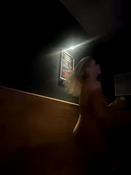 Snapshot of blissdimicco chatting on September 19, 2025, 10:49 am blissdimicco online show from September 19, 2025, 10:49 am