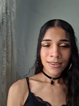 novinhatransexy online show from May 21, 2026, 6:04 pm