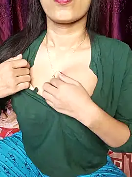 Hot honey77 online show from March 7, 2025, 3:19 am