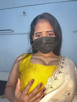 Hot honey77 online show from October 18, 2025, 5:14 pm