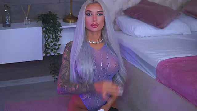 Juicy Jessye online show from April 30, 2026, 8:57 pm