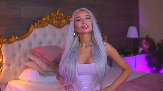Juicy Jessye online show from May 3, 2026, 7:53 pm