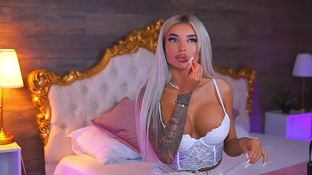 Juicy Jessye online show from July 1, 2026, 8:52 pm