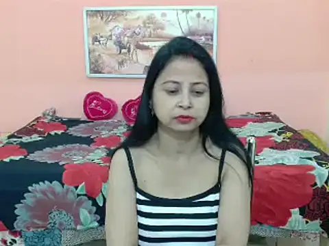 Snapshot of Valentin_Nappi chatting on February 7, 2025, 9:05 am Valentin Nappi online show from February 7, 2025, 9:05 am
