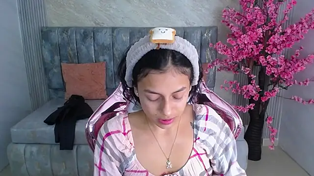 Snapshot of lilith_petit_sub chatting on January 28, 2025, 12:54 pm lilith petit sub online show from January 28, 2025, 12:54 pm