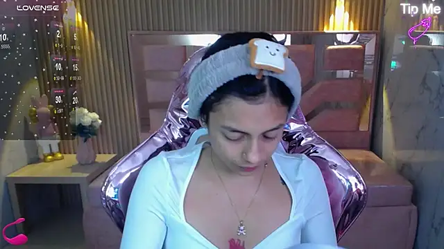 Snapshot of lilith_petit_sub chatting on February 11, 2025, 12:58 pm lilith petit sub online show from February 11, 2025, 12:58 pm