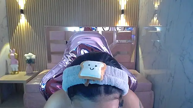 Snapshot of lilith_petit_sub chatting on February 15, 2025, 1:05 pm lilith petit sub online show from February 15, 2025, 1:05 pm