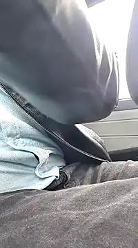 Snapshot of BREGOOOO chatting on February 11, 2025, 12:16 pm BREGOOOO online show from February 11, 2025, 12:16 pm