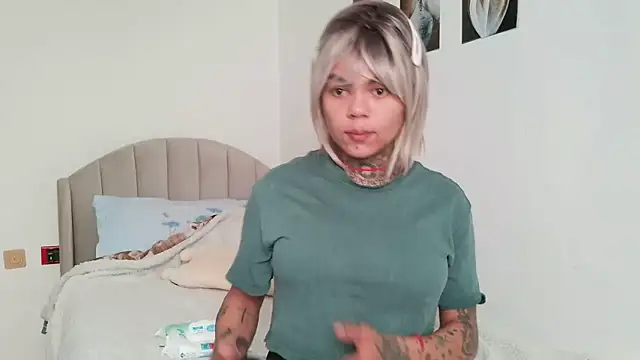 serena  vedette online show from June 5, 2026, 8:42 am