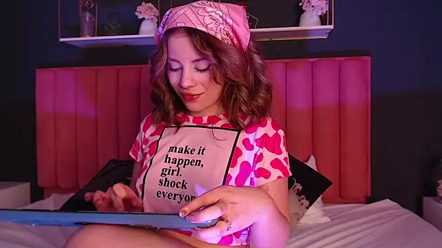 Sky Cyrus online show from February 5, 2025, 8:25 pm