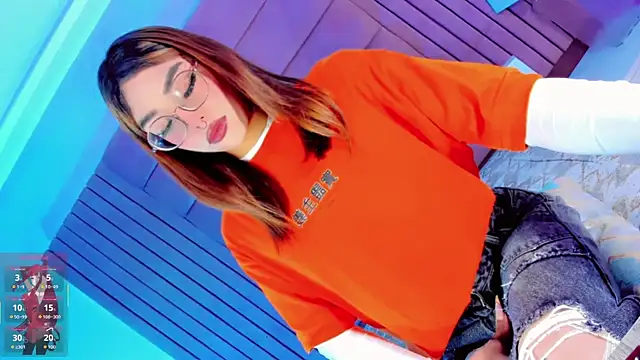 Snapshot of Rosebigcok chatting on October 4, 2025, 12:47 pm Rosebigcok online show from October 4, 2025, 12:47 pm