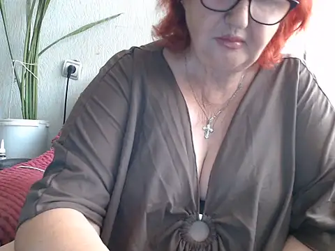 DeniseeRosea online show from August 7, 2026, 3:30 am