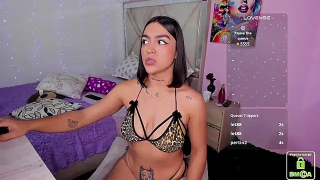 Sophiecarter20 online show from March 4, 2025, 3:59 pm