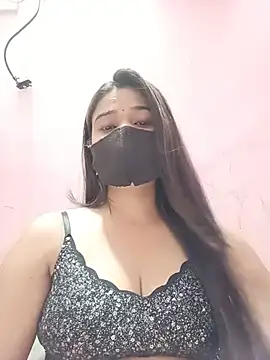Simran-001 online show from May 12, 2026, 2:47 pm