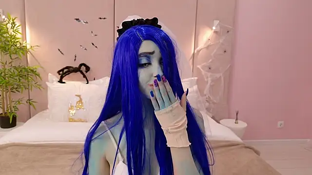 SandraTucker online show from October 31, 2025, 3:07 am